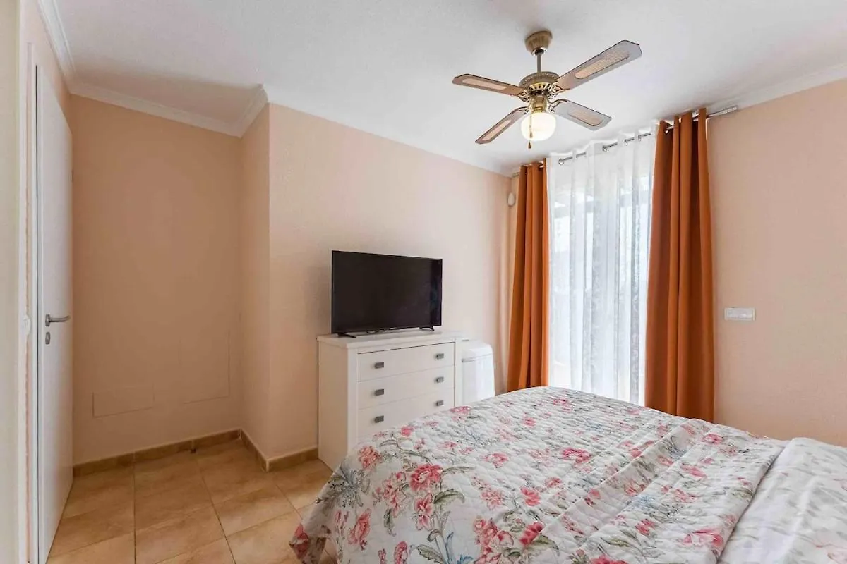 4 Bedroom Villa With Jacuzzi, Heated Swimmingpool, Front Ocean And View ! 洛斯克里斯蒂亚诺斯 0*,  西班牙