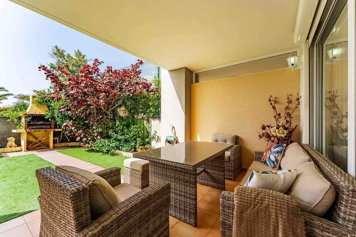 4 Bedroom Villa With Jacuzzi, Heated Swimmingpool, Front Ocean And View ! 洛斯克里斯蒂亚诺斯