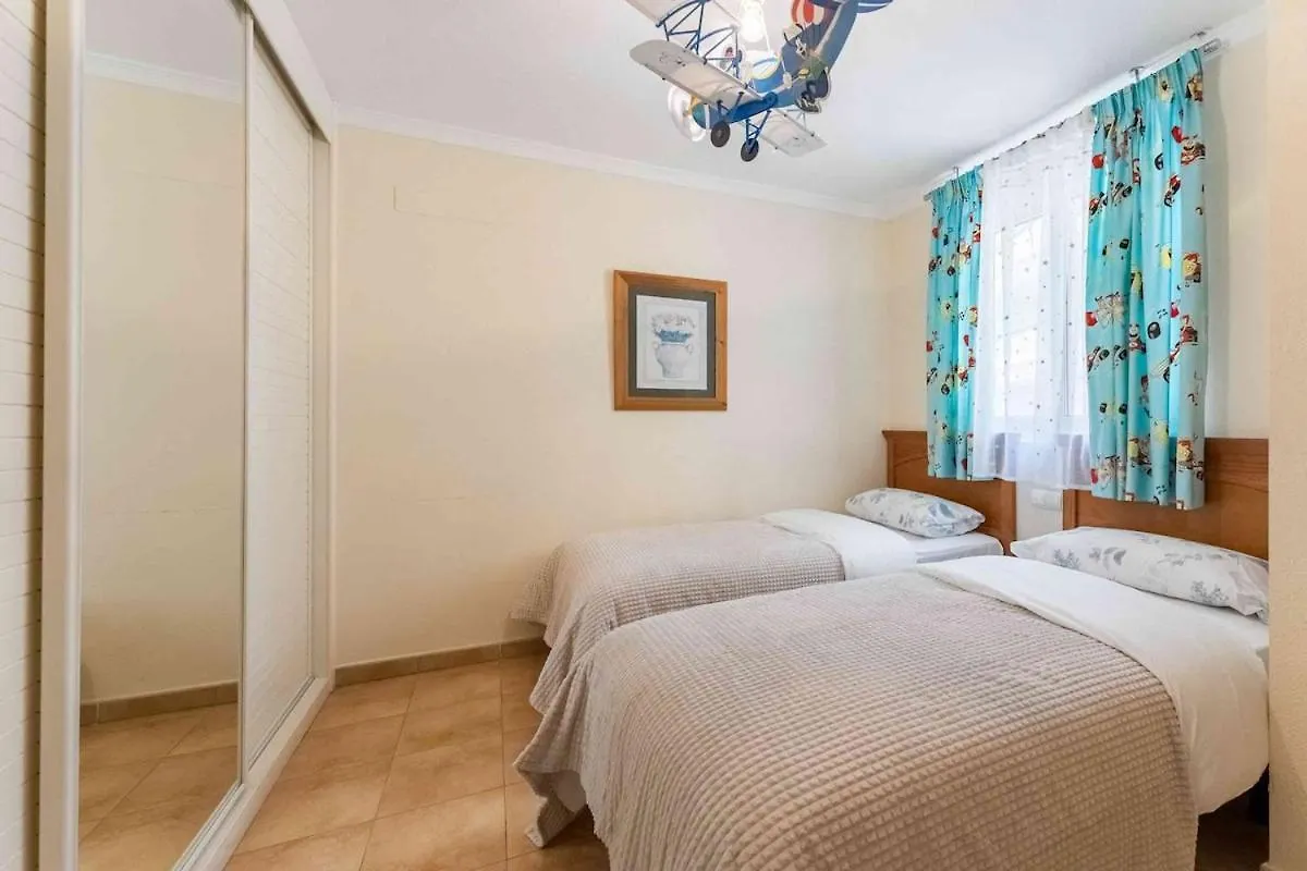 4 Bedroom Villa With Jacuzzi, Heated Swimmingpool, Front Ocean And View ! 洛斯克里斯蒂亚诺斯