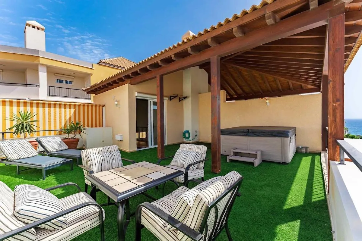 4 Bedroom Villa With Jacuzzi, Heated Swimmingpool, Front Ocean And View ! 洛斯克里斯蒂亚诺斯