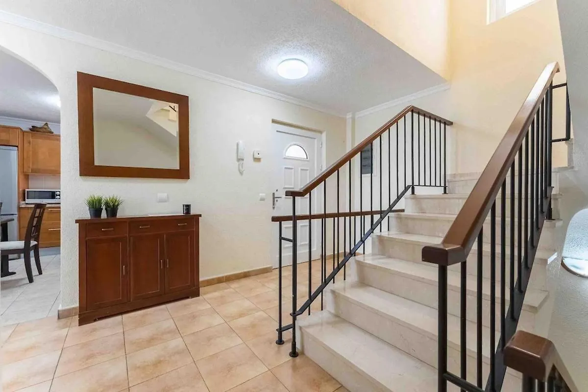 4 Bedroom Villa With Jacuzzi, Heated Swimmingpool, Front Ocean And View ! 洛斯克里斯蒂亚诺斯 西班牙