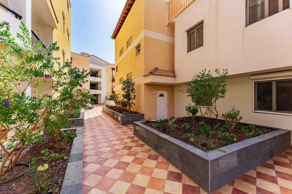 4 Bedroom Villa With Jacuzzi, Heated Swimmingpool, Front Ocean And View ! Los Cristianos  Spagna